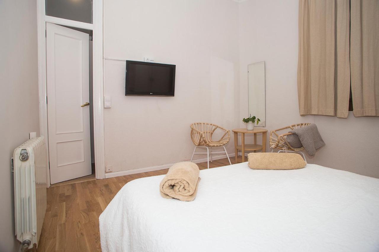 Mai & Maud Ronda Apartment Barcelona Eksteriør bilde