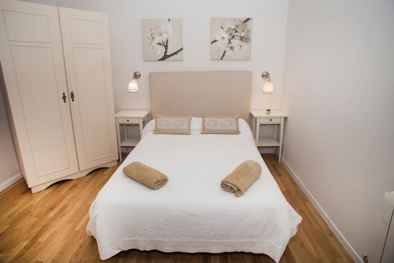 Mai & Maud Ronda Apartment Barcelona Eksteriør bilde