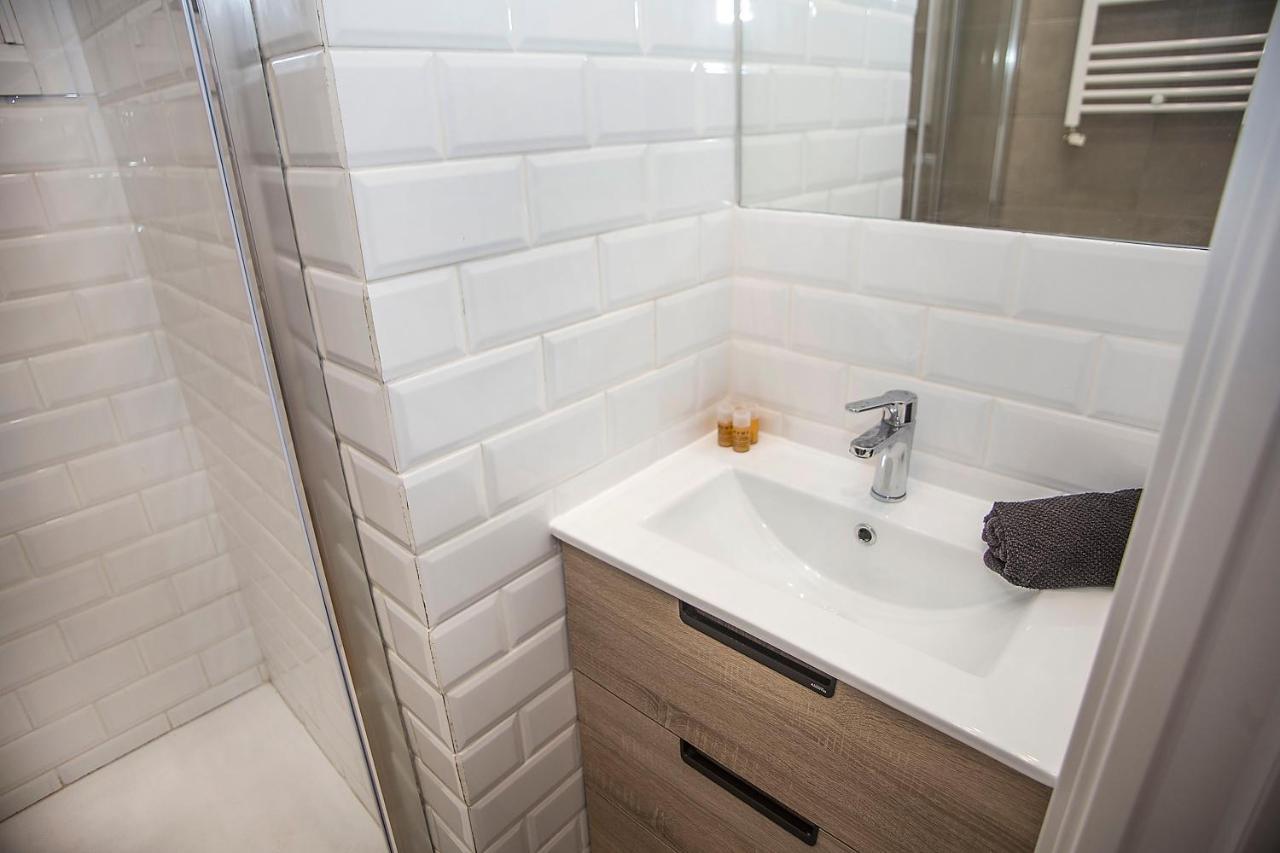 Mai & Maud Ronda Apartment Barcelona Eksteriør bilde