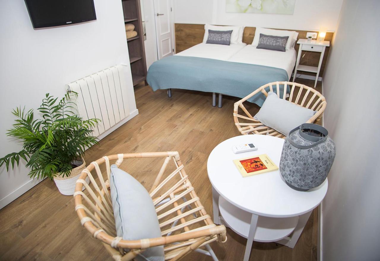 Mai & Maud Ronda Apartment Barcelona Eksteriør bilde